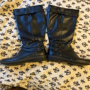 BOC knee high boots. Great condition